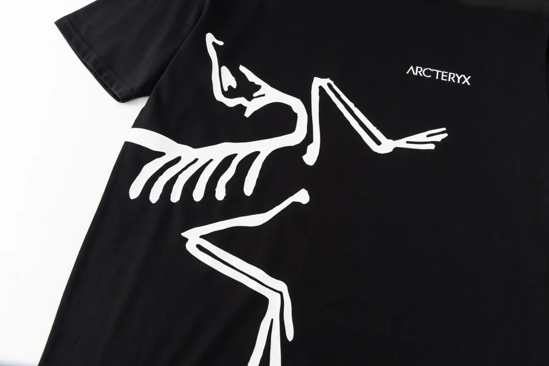 （ ） Arc’teryx ARC 24SS logo T 60 ， g 。 Breathable， ， ， 。 logo ， 。 ， 。 ， ， ， ， :S-XL（ ）